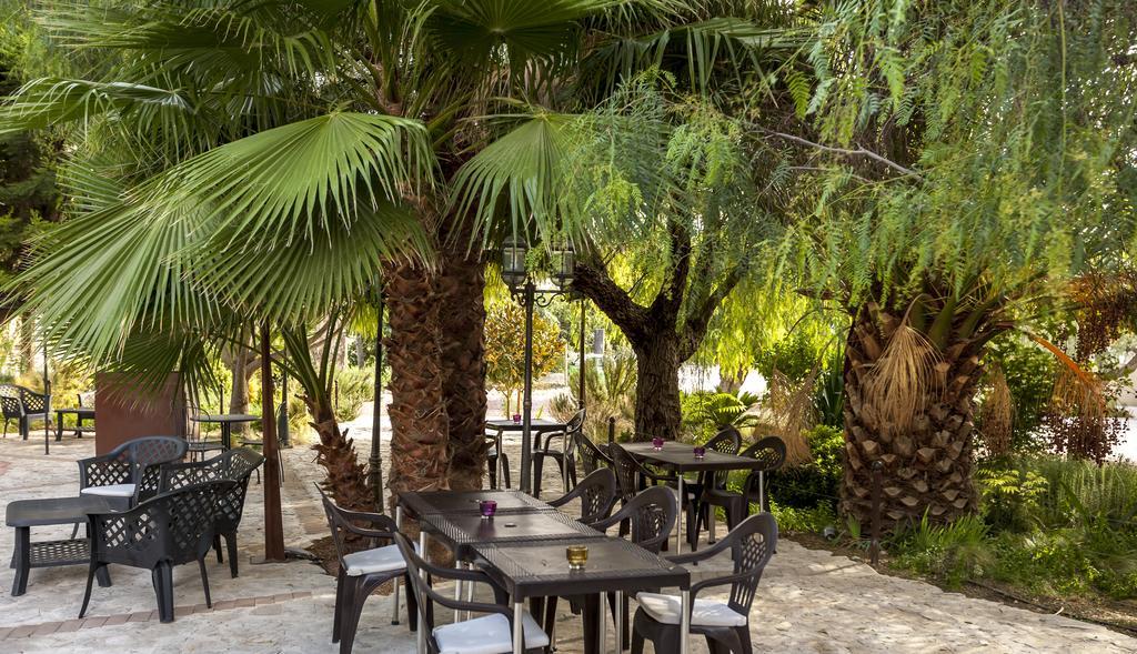 Jardines De Casablanca Hotell Caravaca De La Cruz Exteriör bild